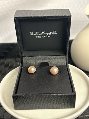 Pink Pearl Stud Earrings NIB